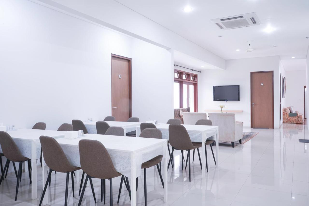 Mk House Tendean Jakarta Exterior foto